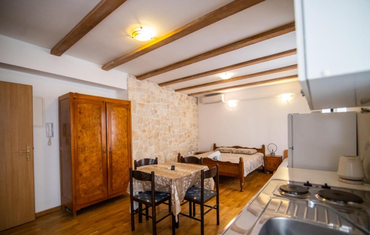 Apartments Loriana Šibenik Kültér fotó